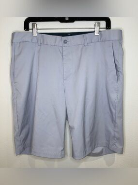 Nike Golf Standard Fit Gray Shorts Men’s Size 35 Dri - Fit Pockets Stretch